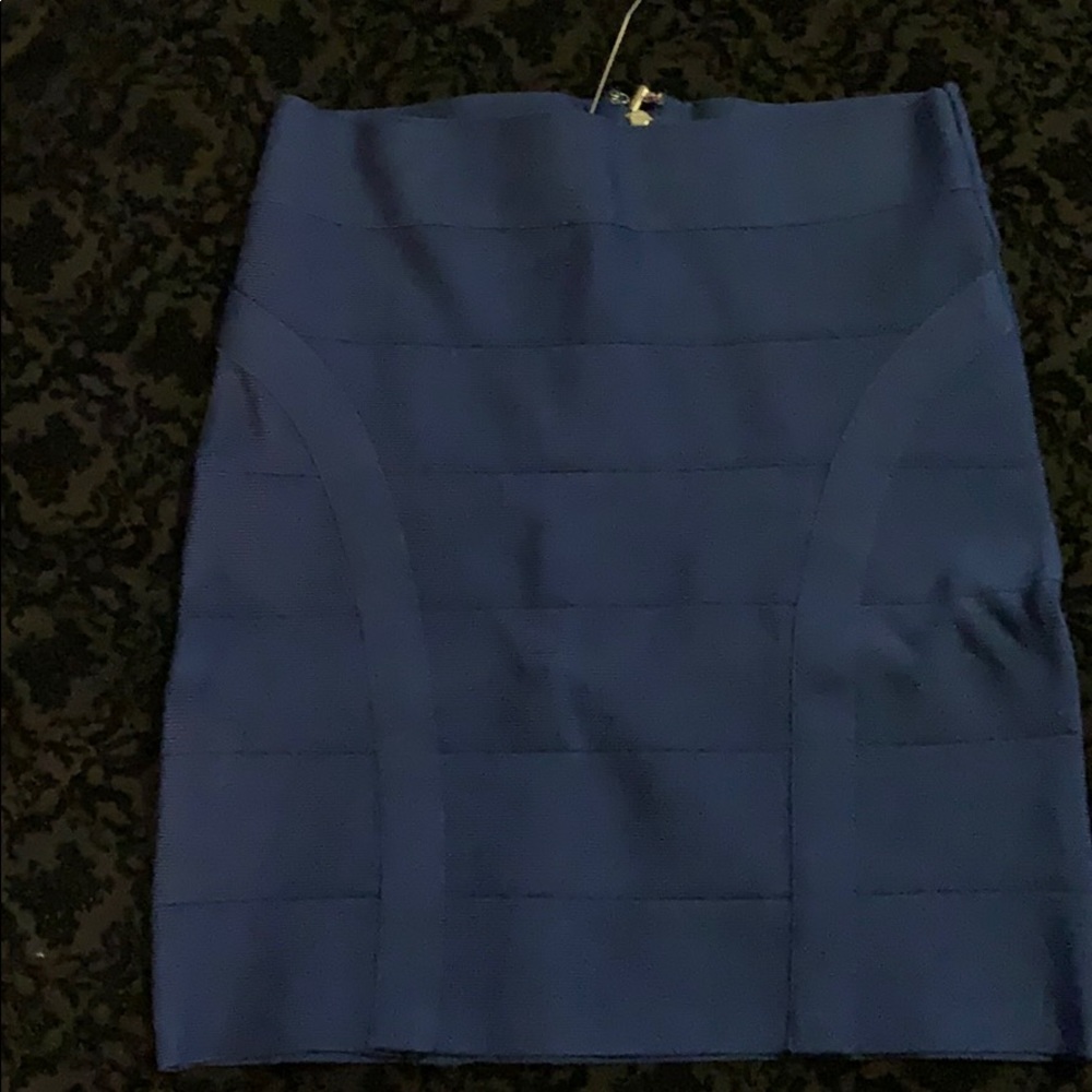 Bebe skirt